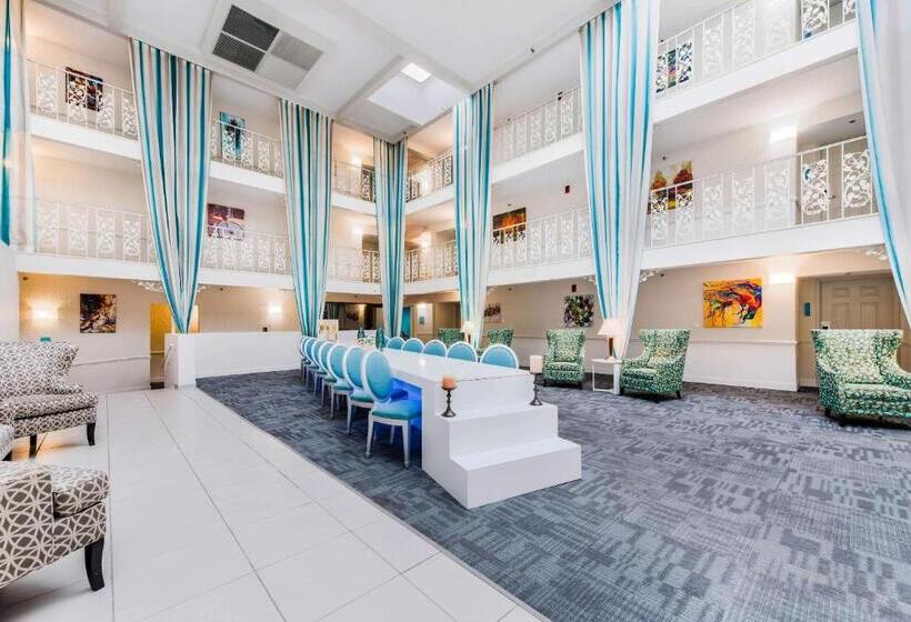 Люкс Повышенной Комфортности, The Blu Hotel Blue Ash Cincinnati, Ascend Hotel Collection