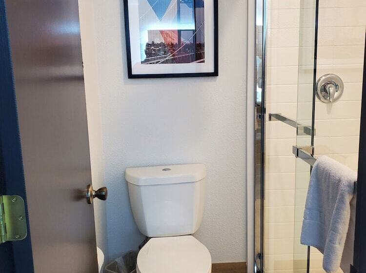 İki Çift Kişilik Yataklı Standart Oda, Thea Tacoma, Ascend Hotel Collection