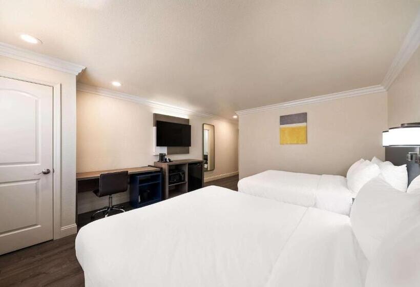 Номер Стандарт, Comfort Inn Gilroy