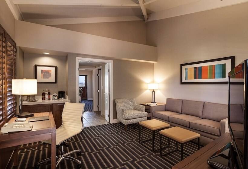 스탠다드 룸 더블 침대, Hilton Phoenix Tapatio Cliffs Resort