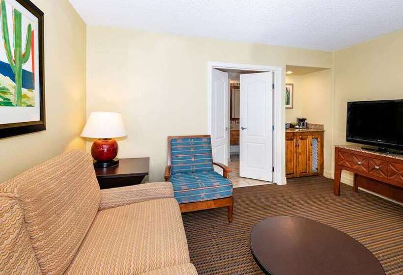 스위트 킹사이즈 침대, Hilton Phoenix Tapatio Cliffs Resort