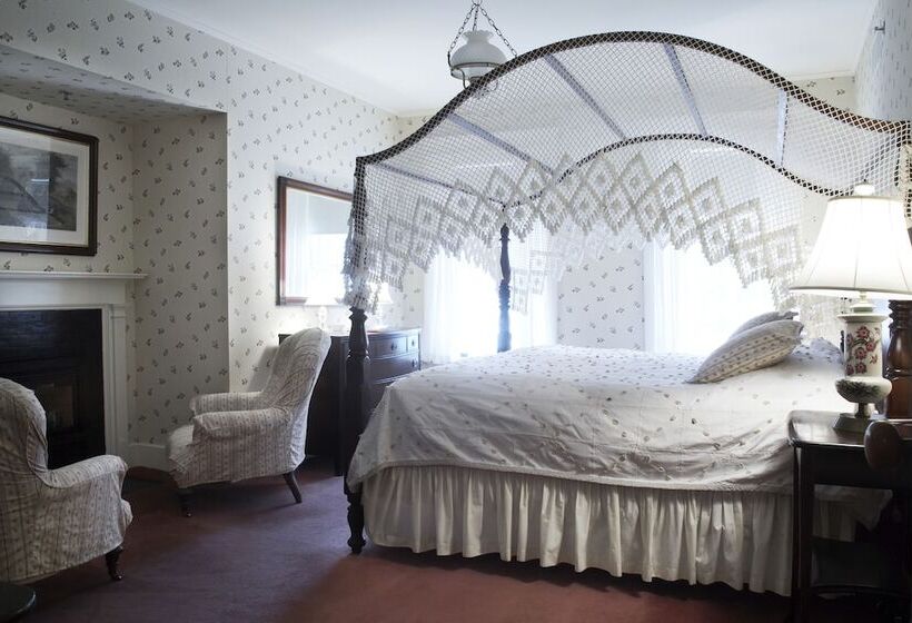 Номер Deluxe, The Red Lion Inn