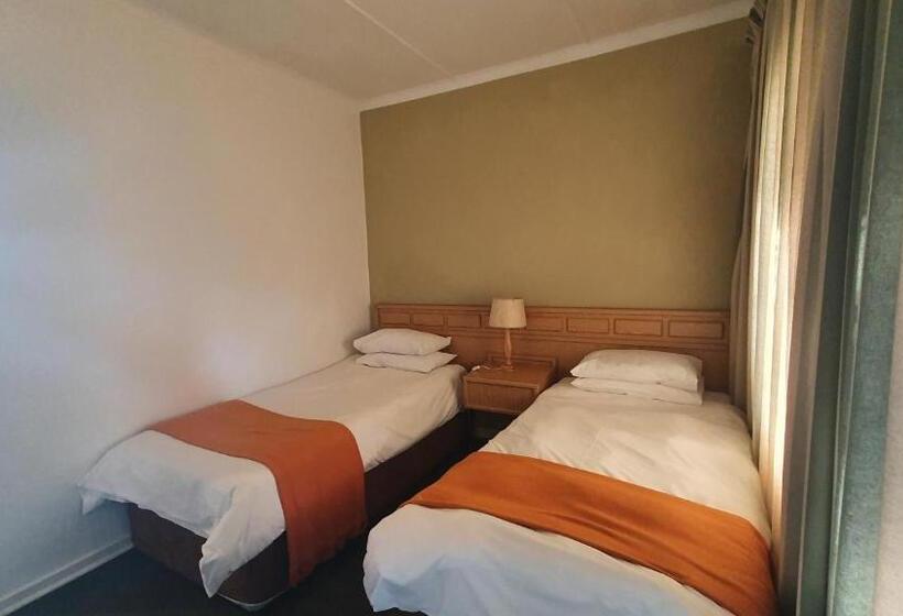 اتاق خانوادگی با چشم‌انداز کوه, Mountain View International By Bon Hotels