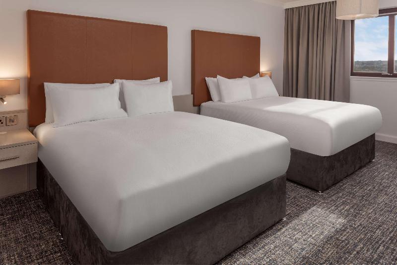 Семейный Номер, Glasgow Westerwood Spa & Golf Resort