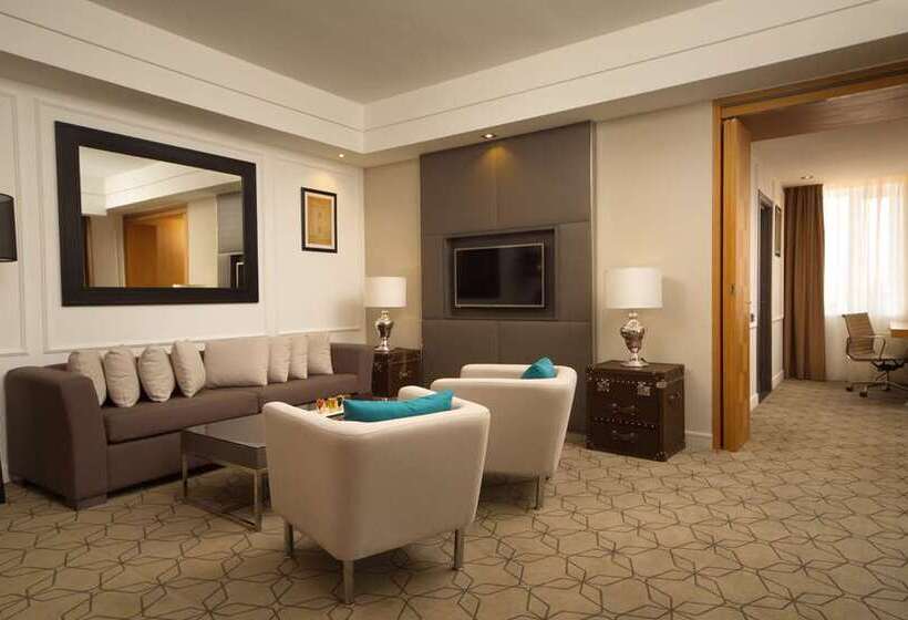 Люкс Кровать Кинг, Glasgow Westerwood Spa & Golf Resort