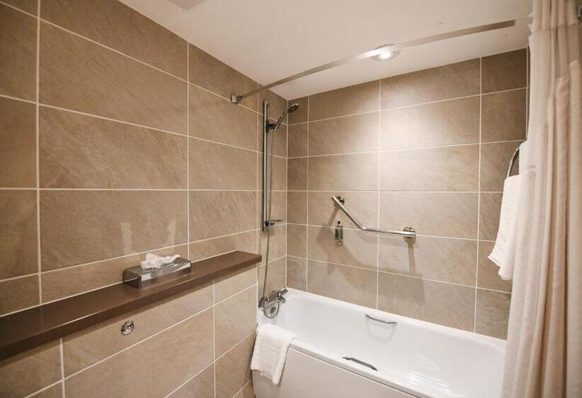 Номер Стандарт 2 Двуспальные Кровати, Holiday Inn Telford Ironbridge, An Ihg