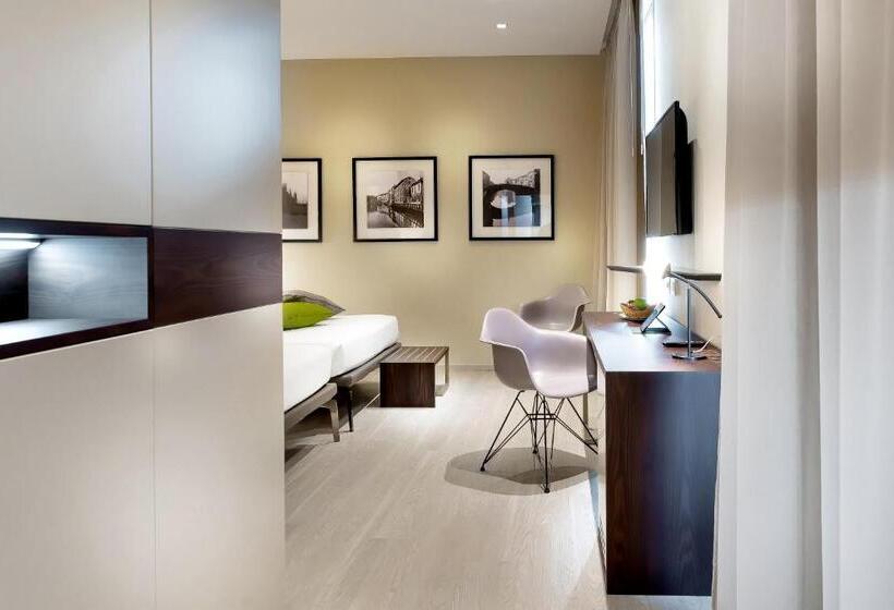 Suite with Terrace, Canada