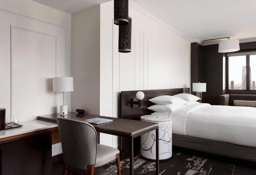 주니어 스위트 킹사이즈 침대, New York Marriott Downtown