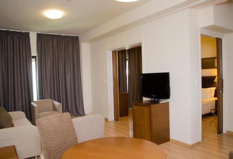 이그제큐티브 스위트, Rodon Hotel And Resort