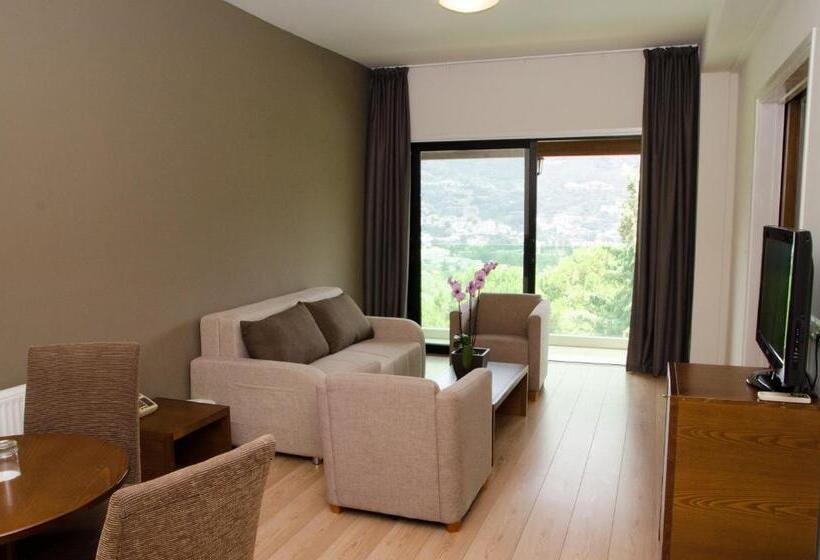 이그제큐티브 스위트, Rodon Hotel And Resort