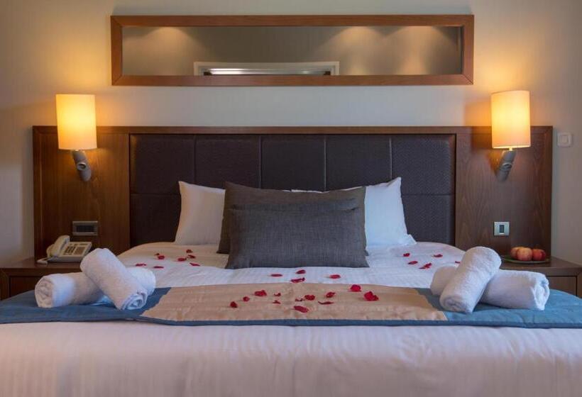 프레지덴셜 스위트, Rodon Hotel And Resort