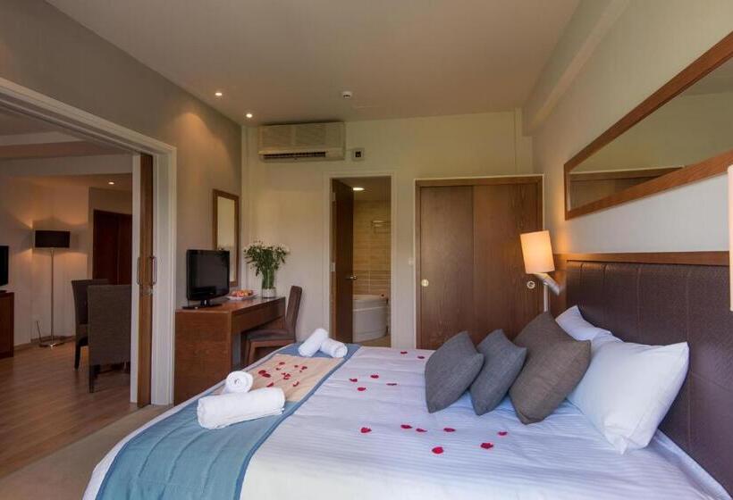 스위트, Rodon Hotel And Resort