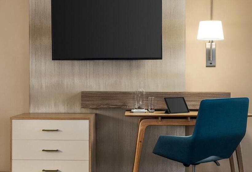 Стандартный Номер Кровать Кинг, Crowne Plaza Cleveland At Playhouse Square, An Ihg