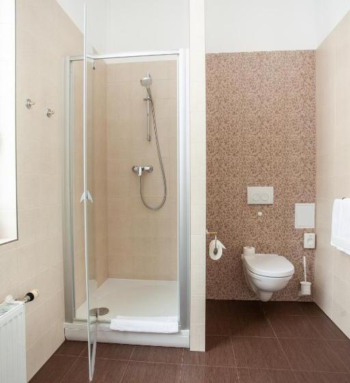 Habitación Familiar, Cēsis