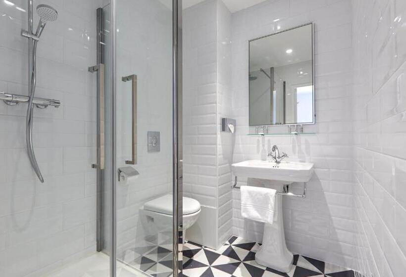 Номер Стандарт, Hôtel Saint Alban