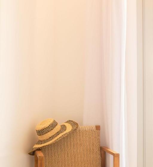 Полулюкс Повышенной Комфортности, Elena Hotel Mykonos