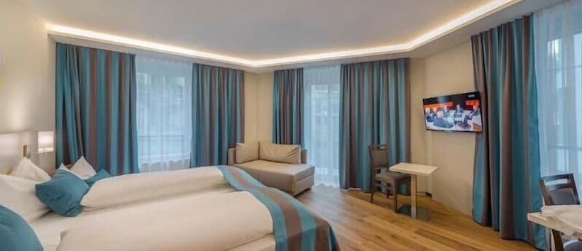 اتاق استاندارد سه نفره, Trip Inn Zurich