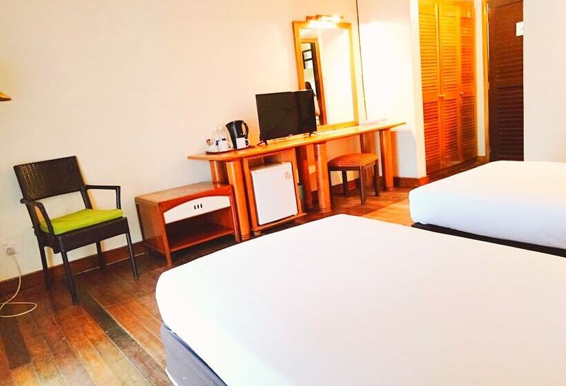 Номер Deluxe Вид на Сад, Sutra Beach Resort