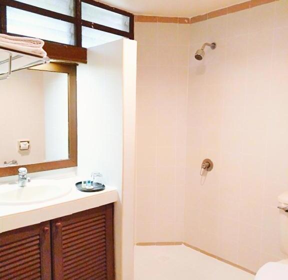 Номер Deluxe Вид на Сад, Sutra Beach Resort