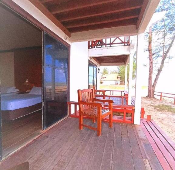 Номер Deluxe Вид на Море, Sutra Beach Resort