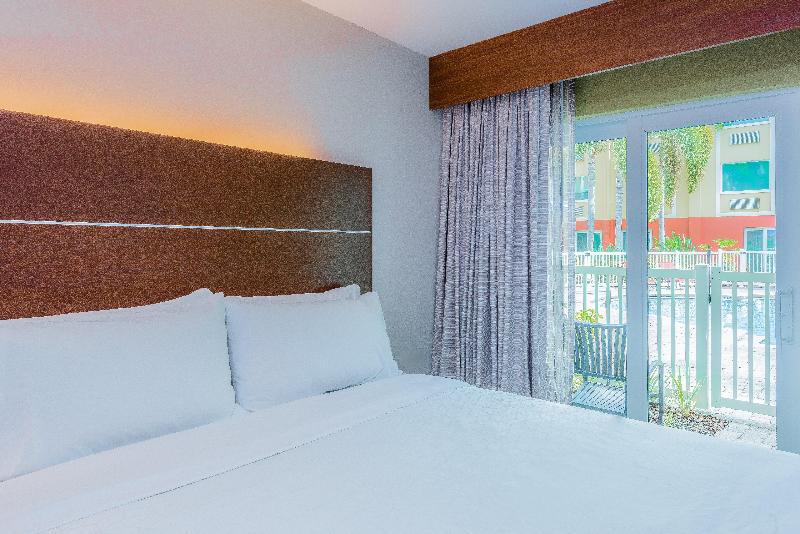 חדר סטנדרט, Holiday Inn Express Hotel & Suites Bradenton West, An Ihg