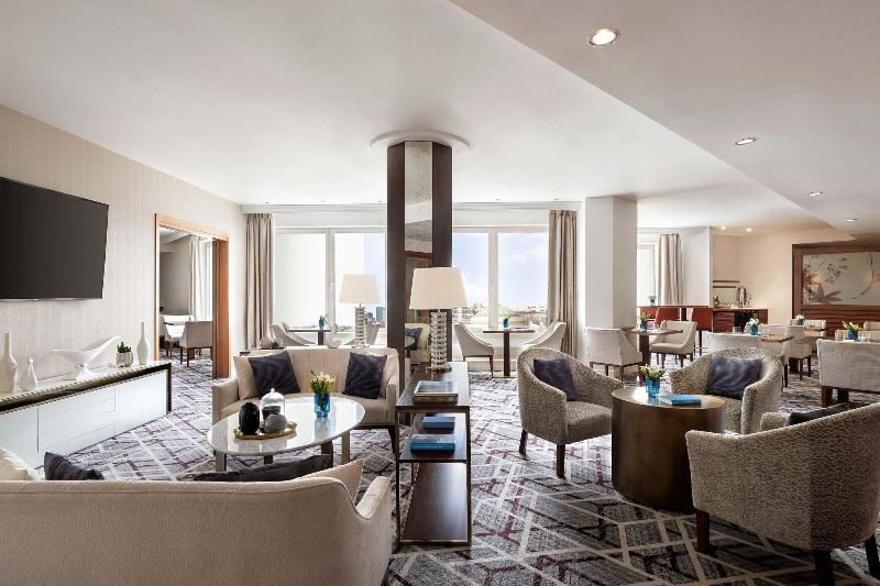 سوییت لوکس, Sheraton Grand Warsaw