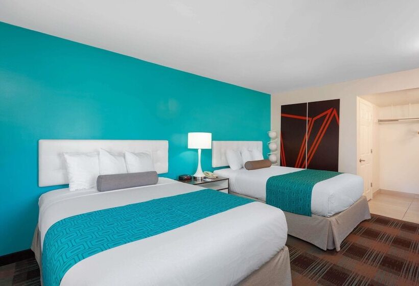 Номер Стандарт, Howard Johnson By Wyndham San Diego Hotel Circle