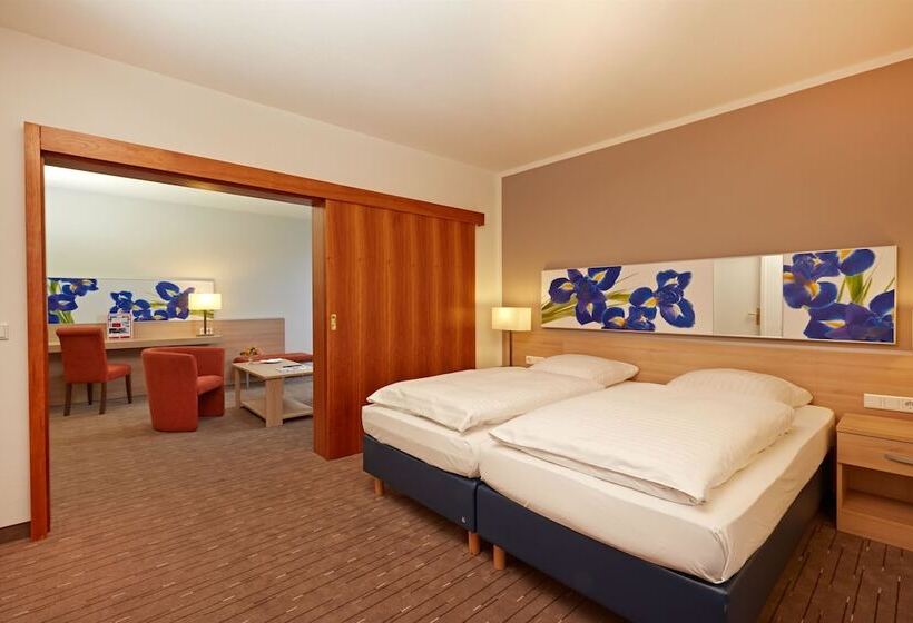 Номер бизнес-класса, H+ Hotel Wiesbaden Niedernhausen