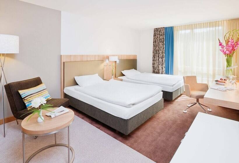 Номер Премиум, Mövenpick Hotel Zürich Regensdorf