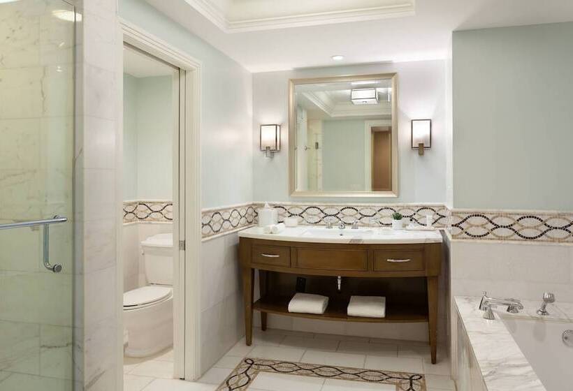 带高尔夫球场景观及夫妻床的标准房间, Jw Marriott Miami Turnberry Resort & Spa