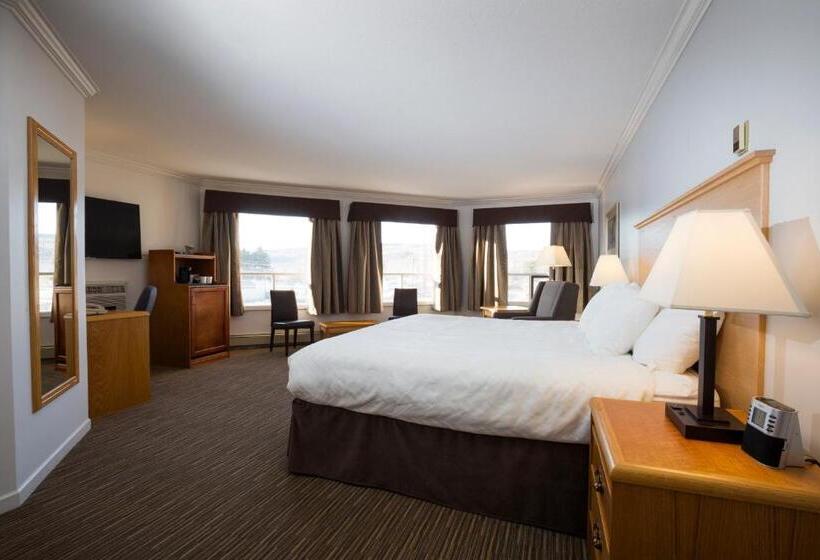 اتاق اجرایی با تخت بزرگ, Tower Inn & Suites