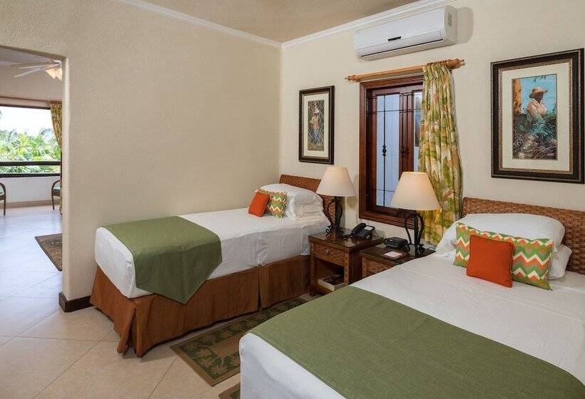سوییت با چشم‌انداز دریا, Sugar Cane Club Hotel & Spa