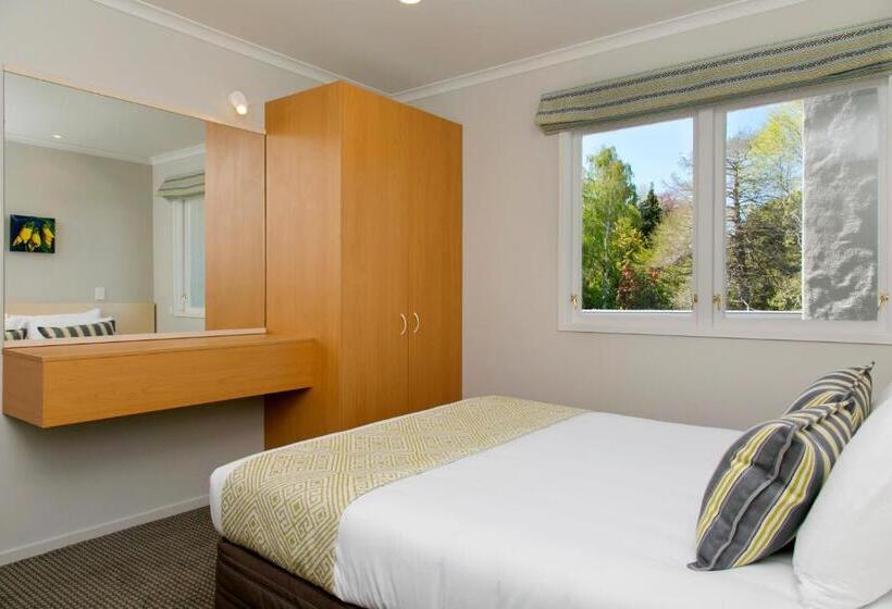 2 Bedrooms Apartment Lake View, Anchorage Resort Taupo Nz