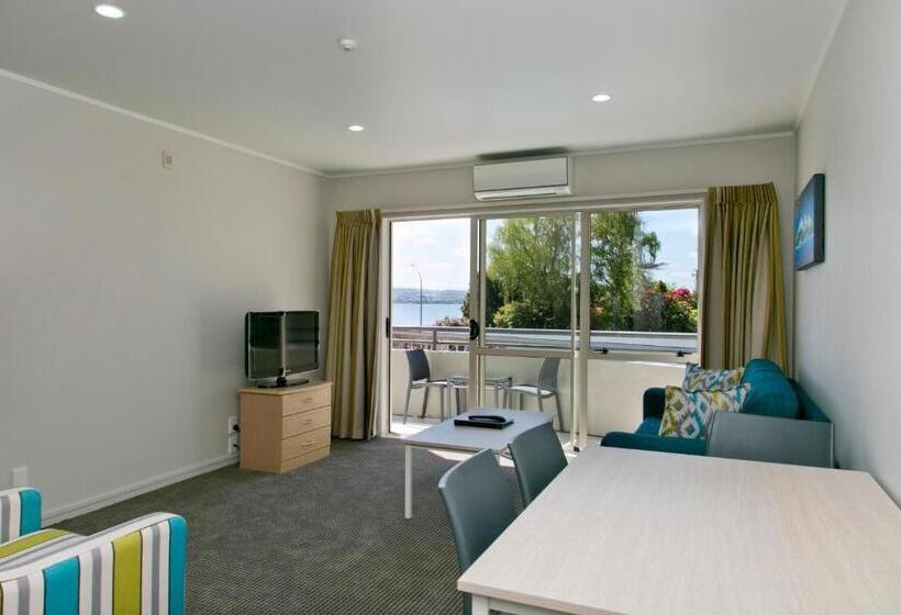 2 Bedrooms Apartment Lake View, Anchorage Resort Taupo Nz