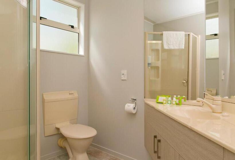 1 Bedroom Apartment Lake View, Anchorage Resort Taupo Nz