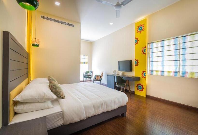 Номер Deluxe, Asansol International