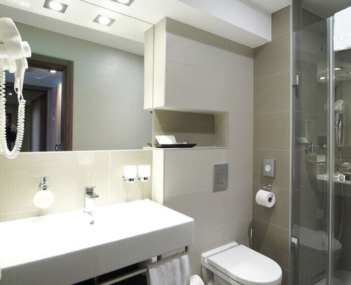 Номер Стандарт Вид на Реку, Boutique Hotel Victoria Budapest
