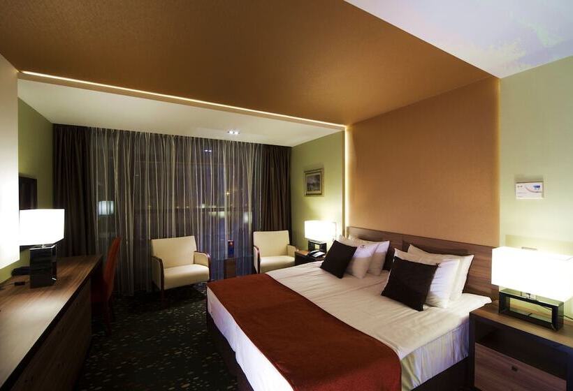 Номер Стандарт Вид на Реку, Boutique Hotel Victoria Budapest