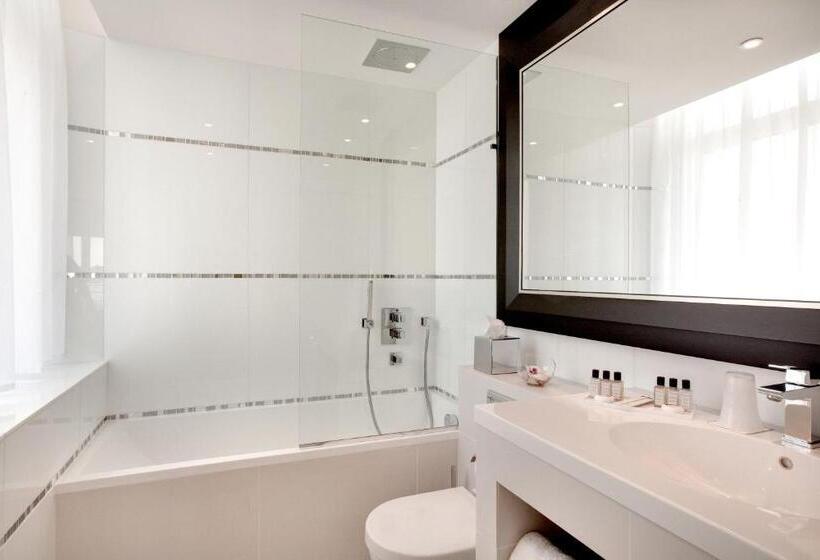 Номер Deluxe, Grand Hôtel Thalasso & Spa