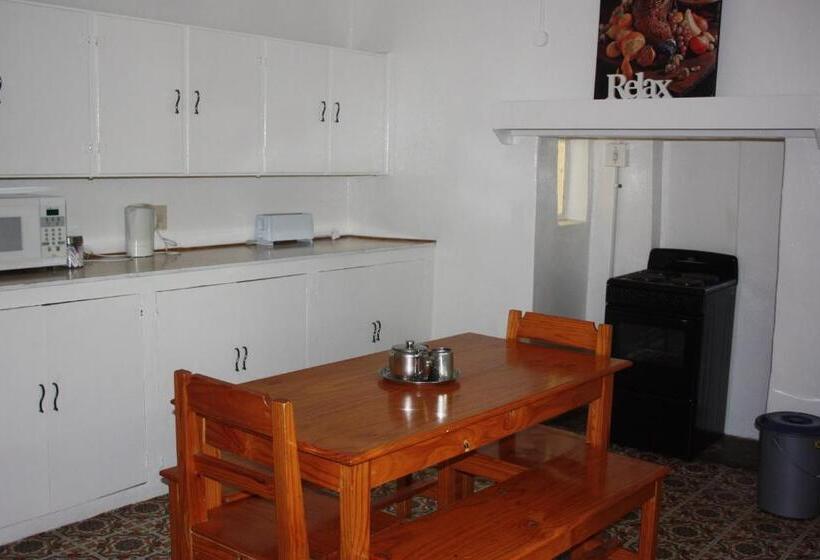 Апартаменты 1 Спальня, Karoopark Guest House