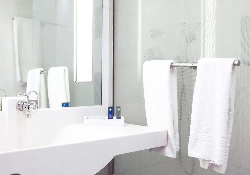 Классический Номер, Novotel Paris Pont De Sevres