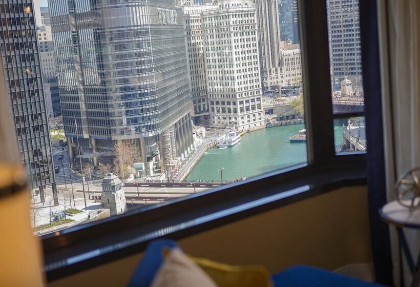 Standard Szoba 2 Franciaággyal, Renaissance Chicago Downtown
