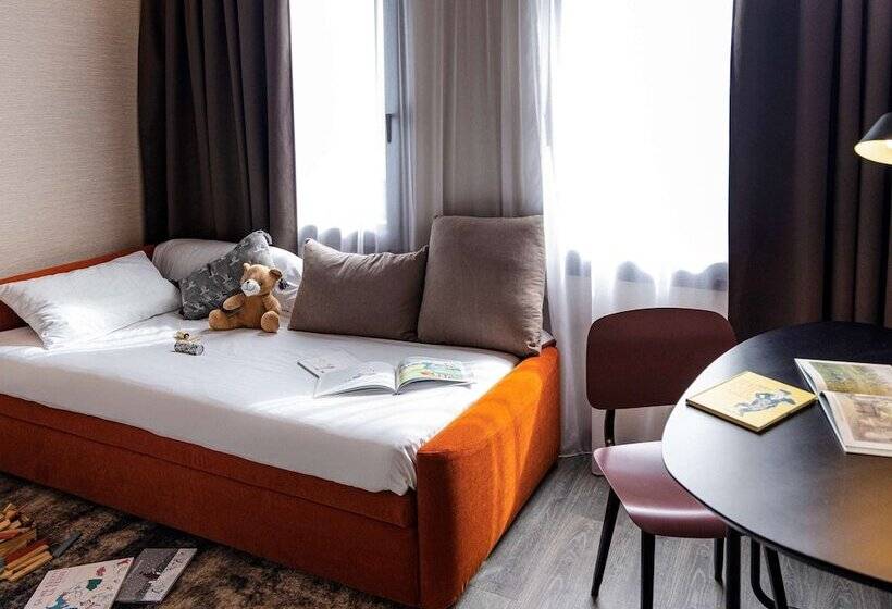 Номер Superior, Novotel Paris Suresnes Longchamp