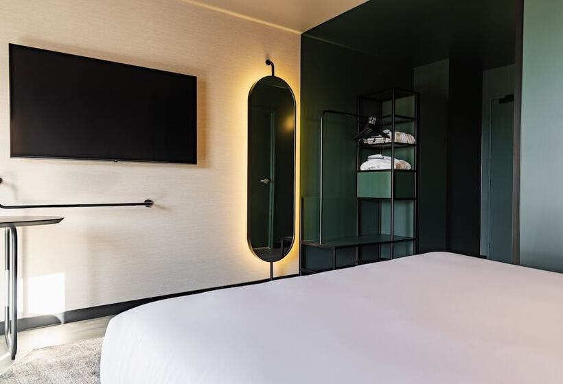 Номер Superior, Novotel Paris Suresnes Longchamp