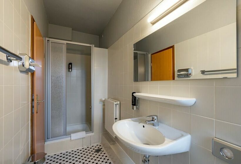 共用房间的床, a&o Hamburg Reeperbahn