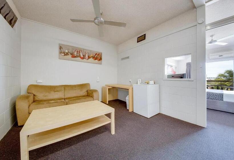 스탠다드 룸, Camelot Motel