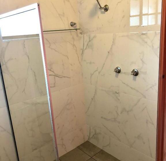 Трехместный Номер Deluxe, Alamo Motor Inn