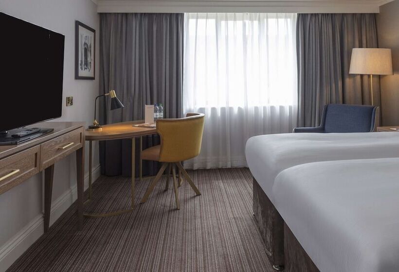 Номер Стандарт, Oxford Belfry Hotel & Spa