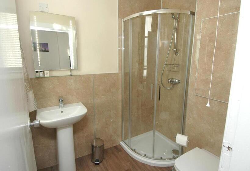 Классический Номер, Cross Keys Hotel, Kelso