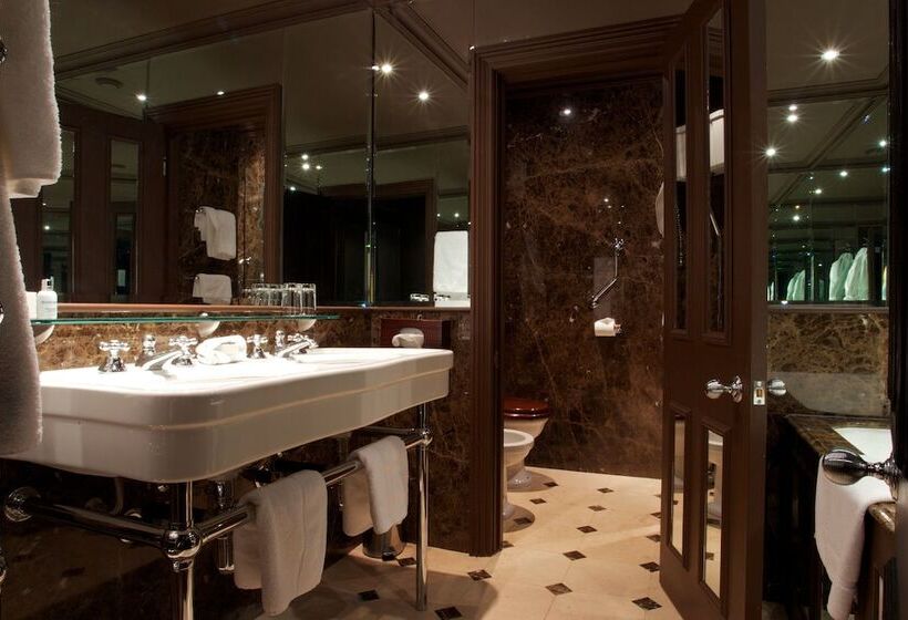 Полулюкс, 11 Cadogan Gardens And The Apartments By Iconic Luxury Hotels